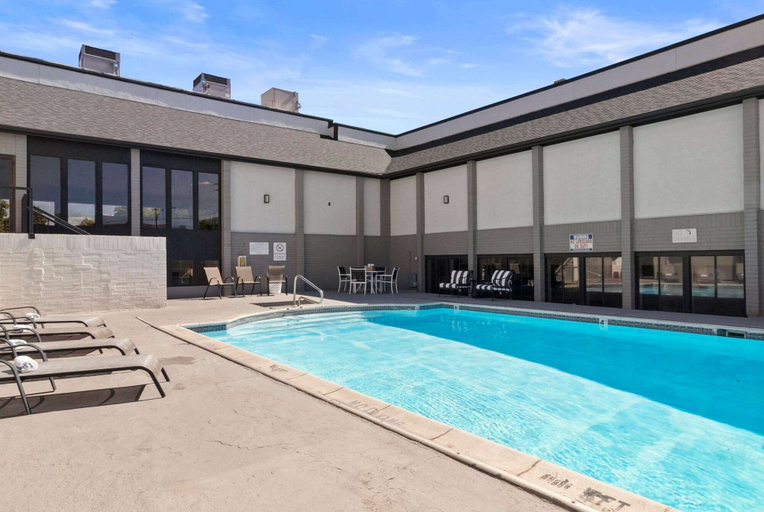 Sport & Beauty 2, Ramada by Wyndham Richfield UT I-70, Sevier