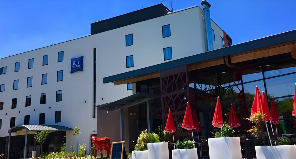Exterior & Views 2, ibis budget Annecy Poisy, Haute-Savoie