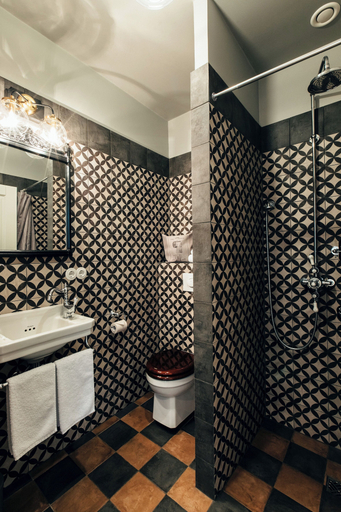 Bathroom 5, Skálakot Manor hotel, Vestur-Eyjafjallahreppur