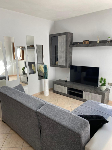 Others 3, Suite Morruzze, Terni