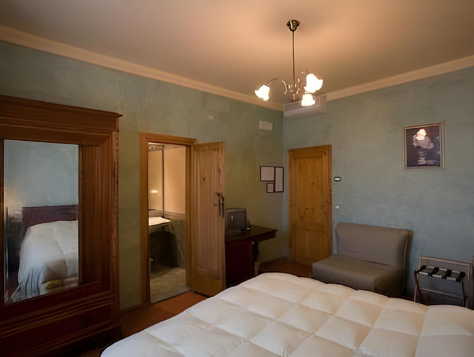Bedroom 6