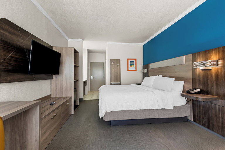 Bedroom 4, Holiday Inn Express SAINT SIMONS ISLAND by IHG, Glynn