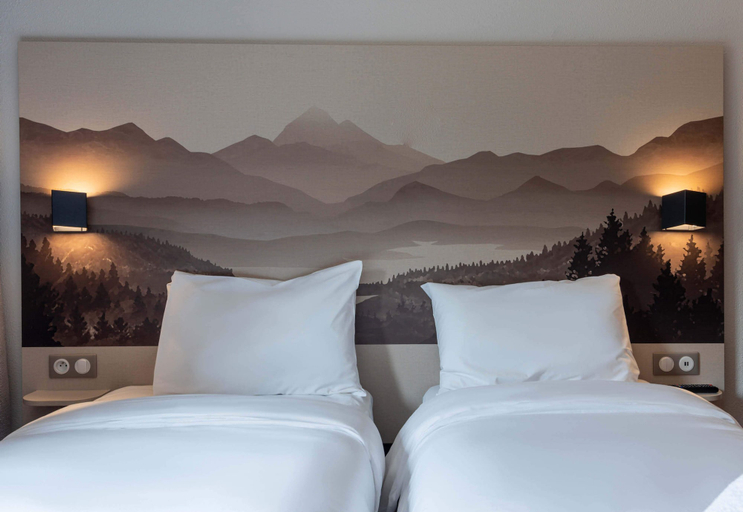 Bedroom 3, B&B HOTEL Aix-Les-Bains, Savoie
