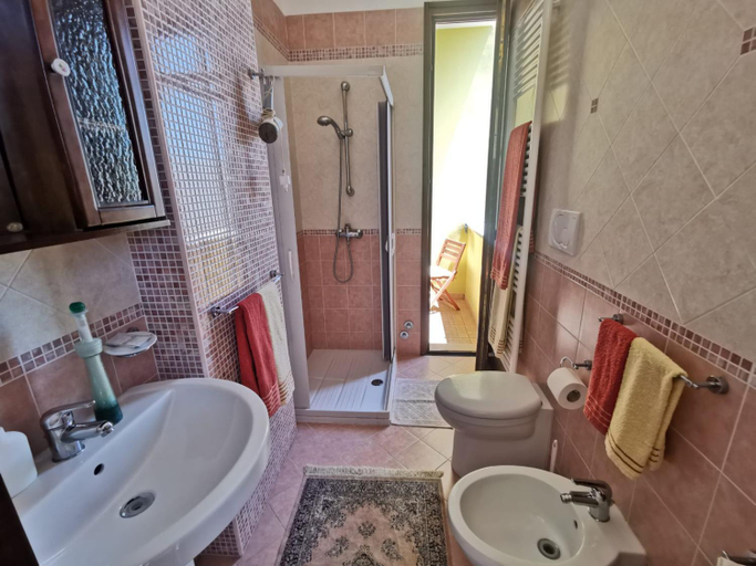 Bathroom 4, Grace's House Bed and Breakfast, Lecce