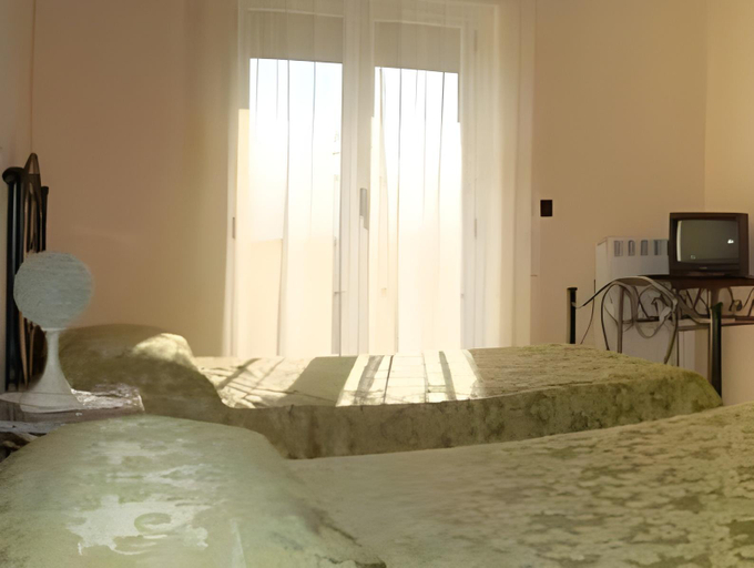 Bedroom 9