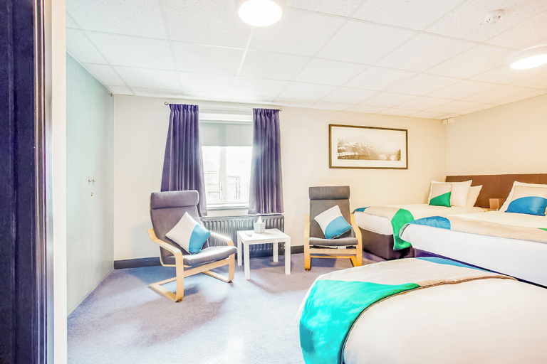 Bedroom 3, The Village Inn, Murton Seaham, Durham