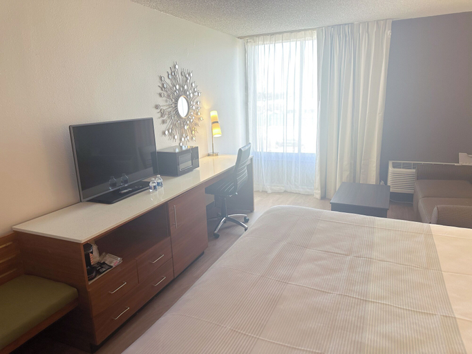 Bedroom 4, Quality Inn & Suites Fort Collins East, Larimer