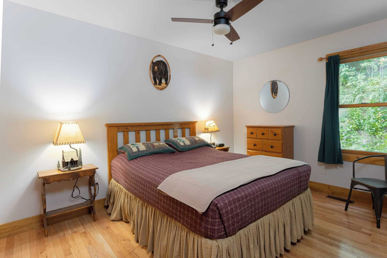 Bedroom 3, Among the Clouds by Avantstay Views + Hot Tub, Buncombe