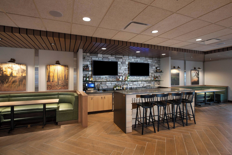 Food & Drinks 4, Fairfield by Marriott Edmonton International Airport, Division No. 11