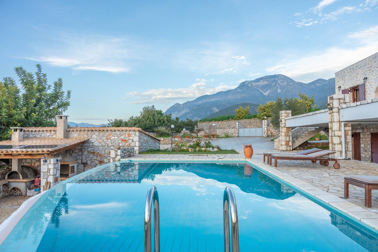 Exterior view 5, Afrodite's house, Peloponnese