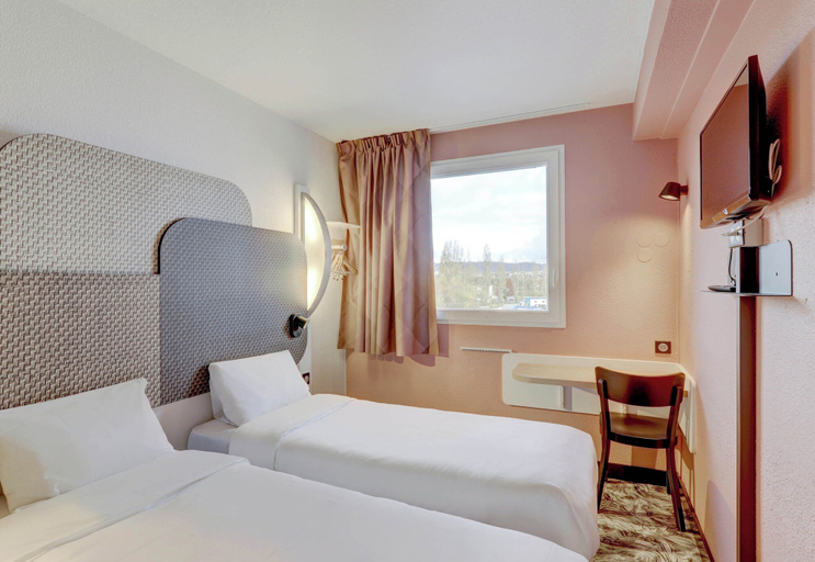 Bedroom 3, B&B HOTEL Montluçon Saint-Victor, Allier