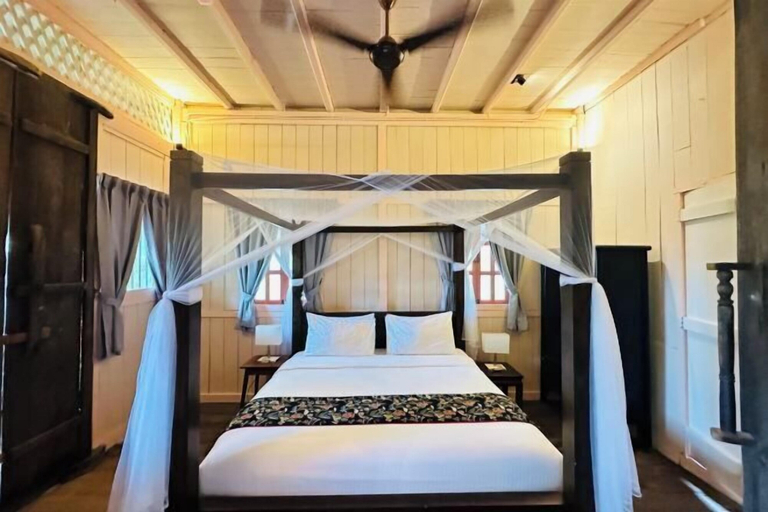 Bedroom 25