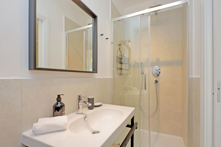 Others 3, Porta Flaminia Suites, Roma