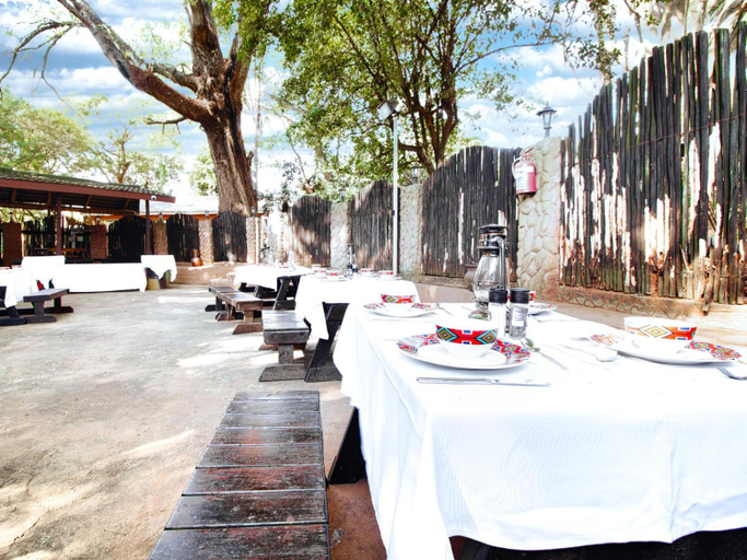Food & Drinks 4, Hotel 247 @ White River, Ehlanzeni