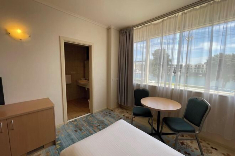 Bedroom 14