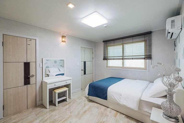 Bedroom 2, Maggiore Pension 1, Pohang