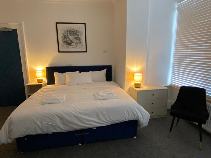 Others 3, Abbie Lodge Guest House, North Somerset