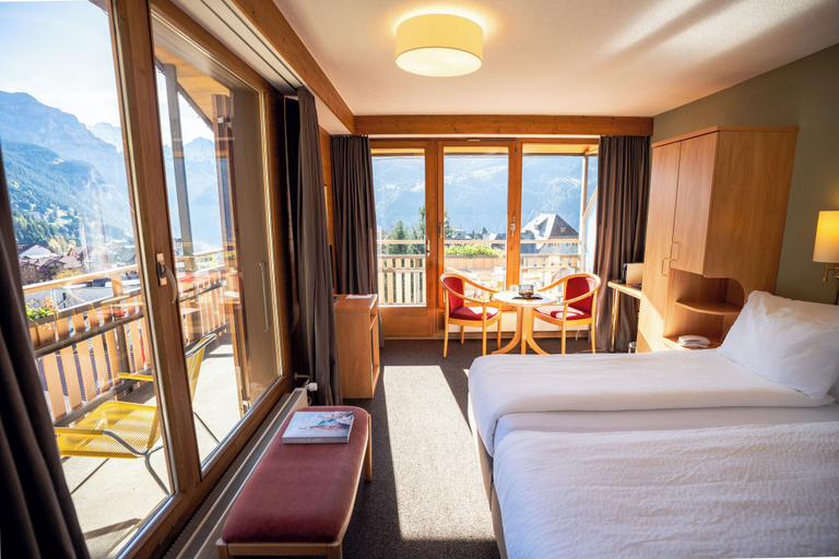 Bedroom 5, Hotel Jungfraublick Wengen, Interlaken
