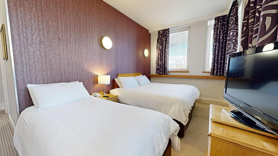 Bedroom 2, Kents Hill Park Training and Conference Centre, Milton Keynes