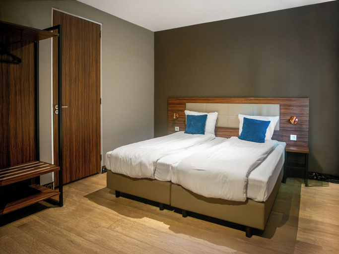 Bedroom 3, Amsterdam Lake Hotel, Haarlemmermeer