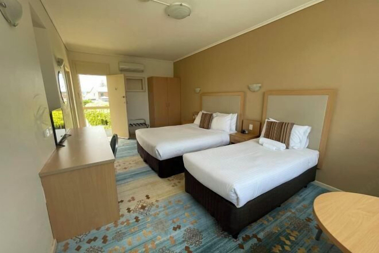 Bedroom 16