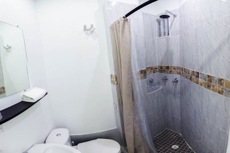 Bathroom 5, Hotel Las Lunas, San Andrés