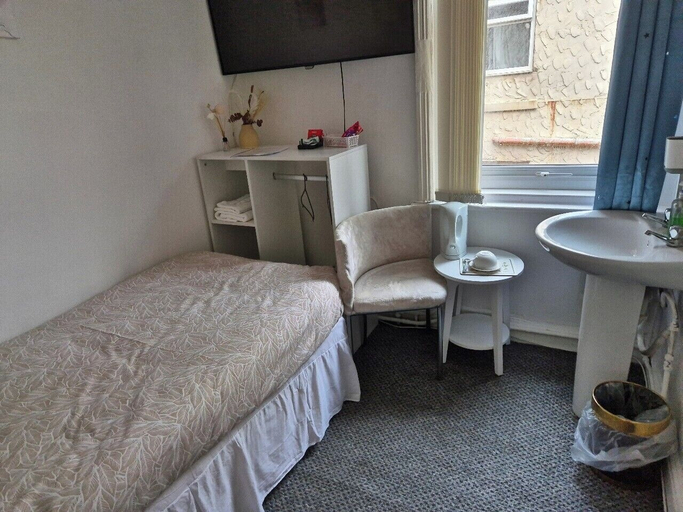 Bedroom 3, Glendor Hotel, Blackpool