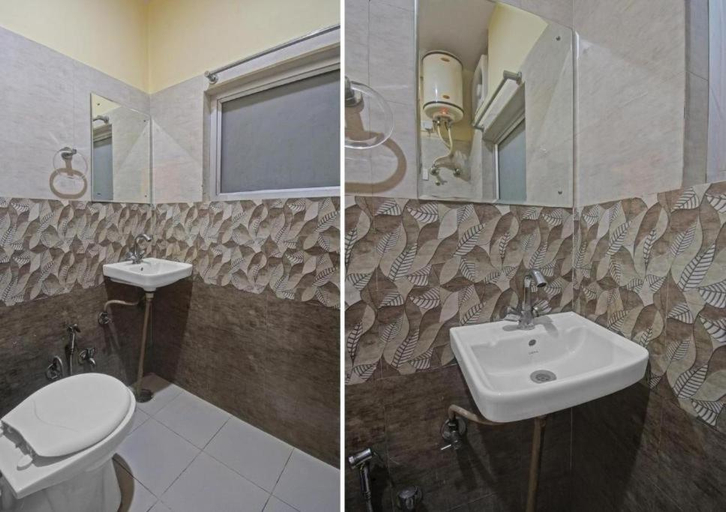 Bathroom 5, HOTEL AK VILAS - BEST BUDGETED HOTEL IN JAIPUR, Jaipur