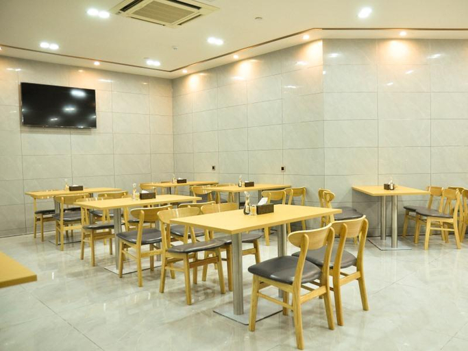 Food & Drinks, GreenTree Inn Express Hotel (Hefei University Nanyan Lake Campus West District), Hefei