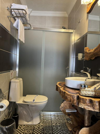 Bathroom 3, Olivia 1845 Guest House, Ayvalık
