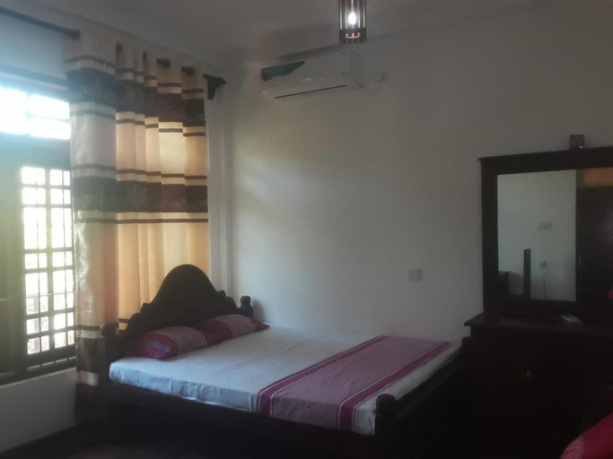 Bedroom 3, Avendhra kedella, Ambalanthota