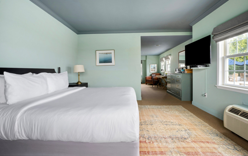 Bedroom 12