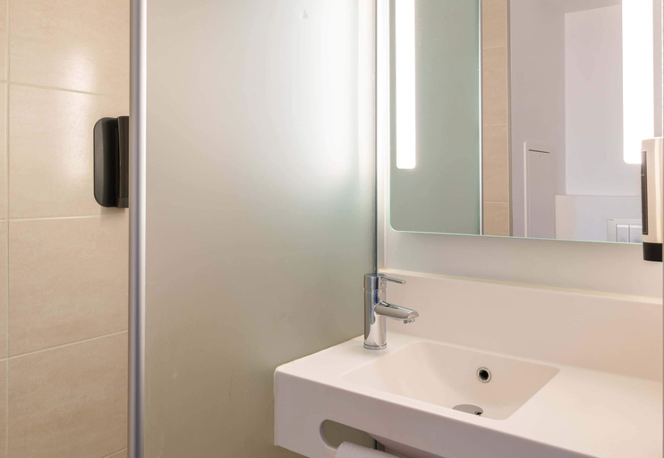 Bathroom 5
