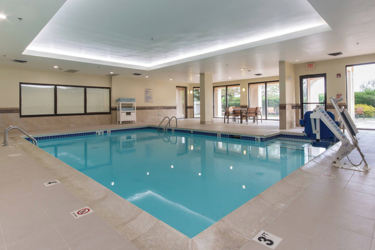 Sport & Beauty, Courtyard by Marriott Charlotte Lake Norman, Mecklenburg