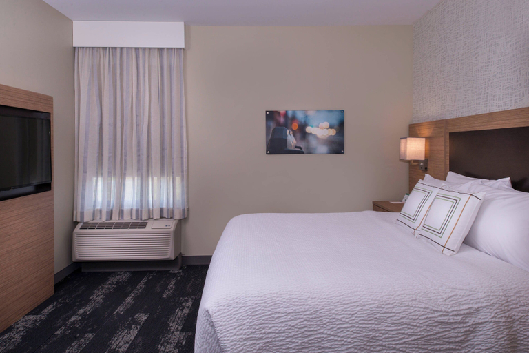 Bedroom 2, TownePlace Suites by Marriott Saskatoon, Division No. 11