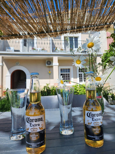 Food & Drinks 5, Garden Villa Guni, Krujës