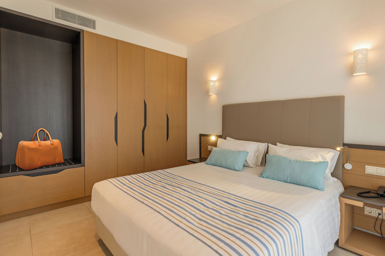 Bedroom 3, Minos Hotel, Crete
