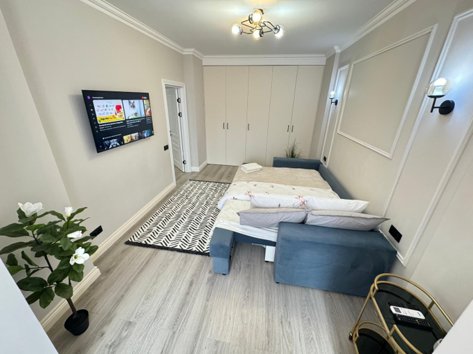 Bedroom 2, Central Beautiful Apartment with Parking