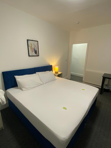 Others 5, Abbie Lodge Guest House, North Somerset