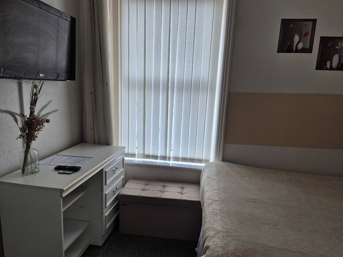 Others 5, Glendor Hotel, Blackpool