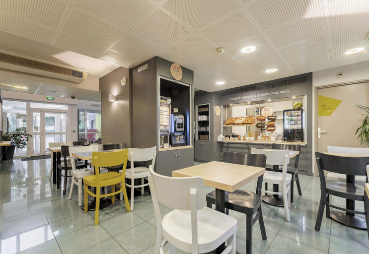 Food & Drinks 5, B&B HOTEL Douai Parc des Expos Cuincy, Nord