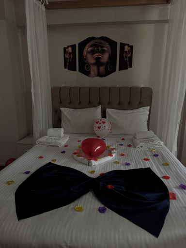 Bedroom 13
