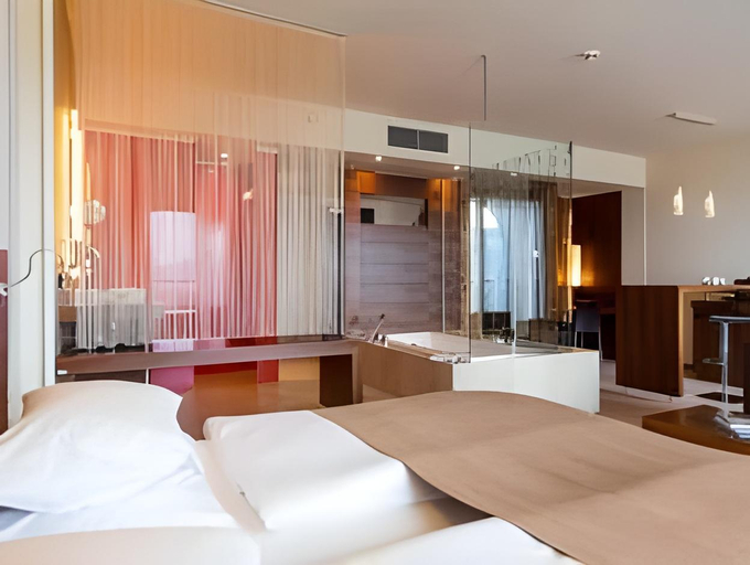 Bedroom 15
