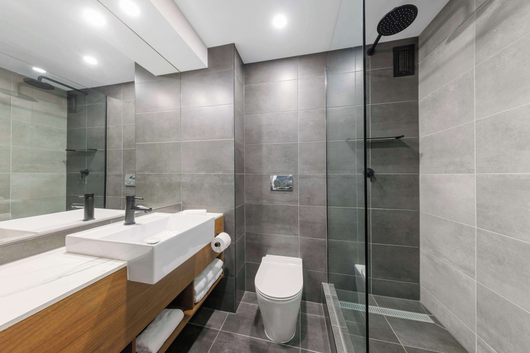 Bathroom 8