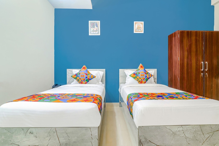 Bedroom 3, FabHotel Broholic Suites I, Hyderabad