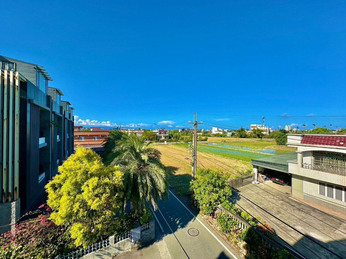 Exterior & Views 2, Little Apple B&B, Yilan