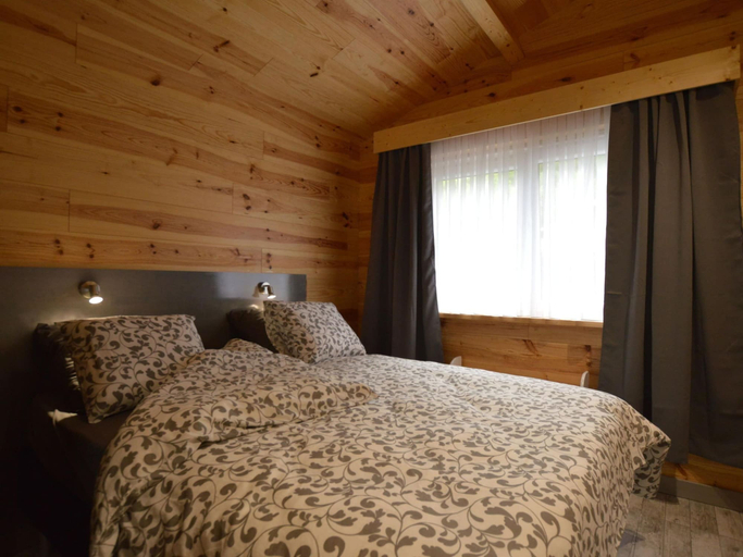 Bedroom 3, Magnificent Chalet with Private Terrace, Liège
