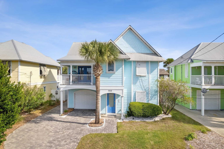 Exterior & Views 2, Seafoam by Avantstay 2 Blocks to Beach!, Bay
