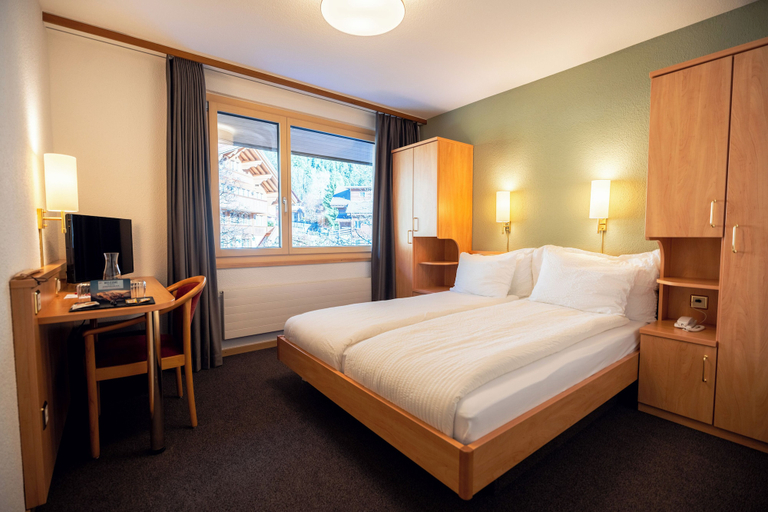 Bedroom 5, Hotel Jungfraublick Wengen, Interlaken