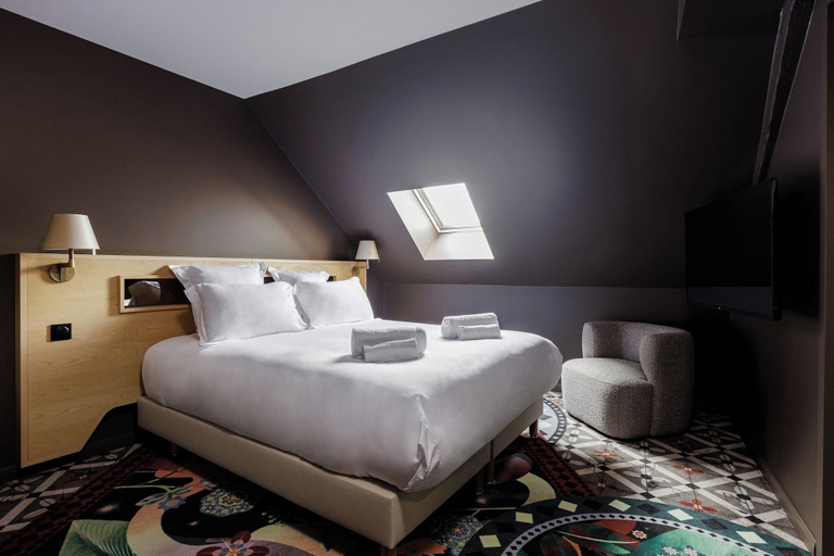 Bedroom 12